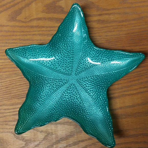 Vietri Blue-Green Iridescent Sea Glass Starfish Platter - Picture 1 of 2